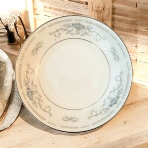 Diane Fine Porcelain China, 5 5/8 Inch Fruit/Dessert (Sauce) Bowl, I have 7